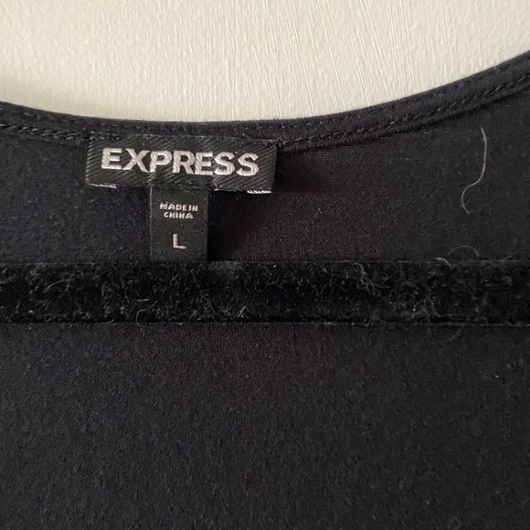 Express LBD - Picture 3 of 5